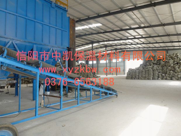 珍珠岩厂区内景图2