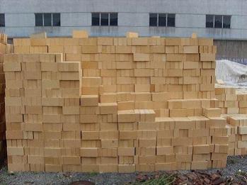 用于轻质耐火砖